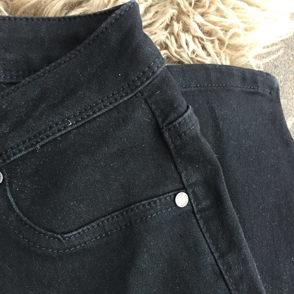 1822 black denim skinny jeans w/zips - size 4 - Picture 5 of 10